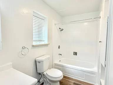 1BR/1BA Other on Alameda De Las Pulgas · Belmont photo 4