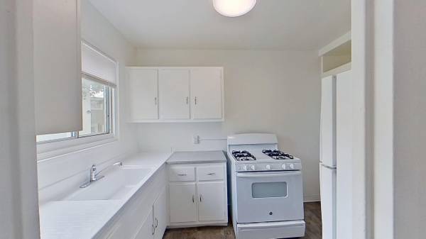 1BR/1BA Townhouse on Gonzalez Drive · San Francisco photo 3