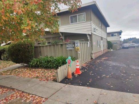 2BR/2BA Apartment · Hayward photo 2