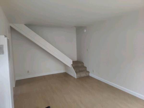 2BR/2BA Apartment · Hayward photo 4