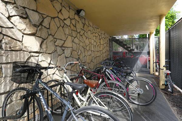 Apartments on Whipple Ave · Redwood City