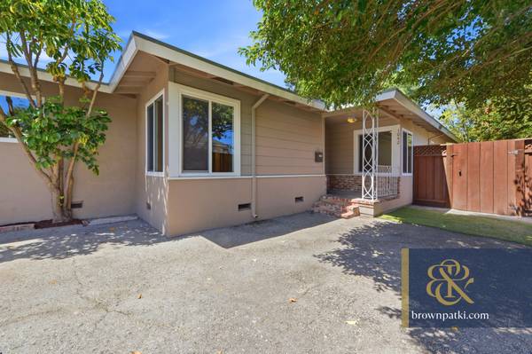 4BR/4BA Duplex on Madison Avenue · Redwood City photo 2