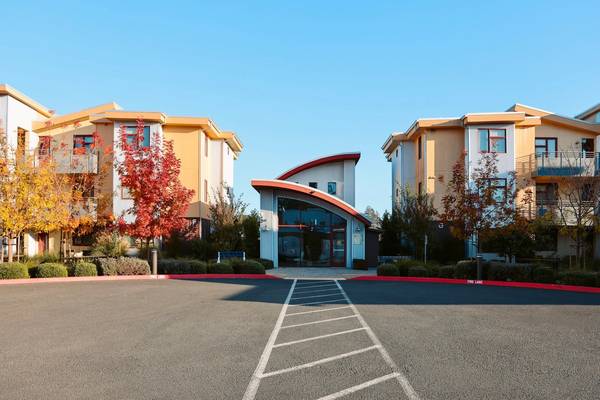 Apartments on 1st St · Napa photo 4