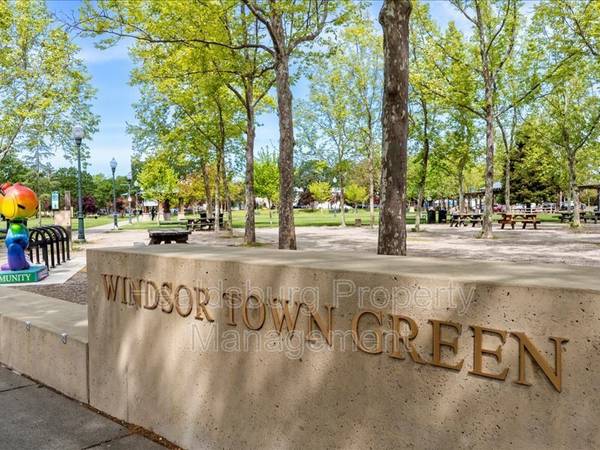3BR/3BA Condo · Windsor photo 2