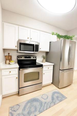 Apartments on Coggins Dr · Walnut Creek photo 3