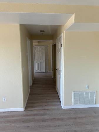 Beautiful 3-bedroom, 3-bath Home With Bonus Room In Richmond’s Bayview District photo 4
