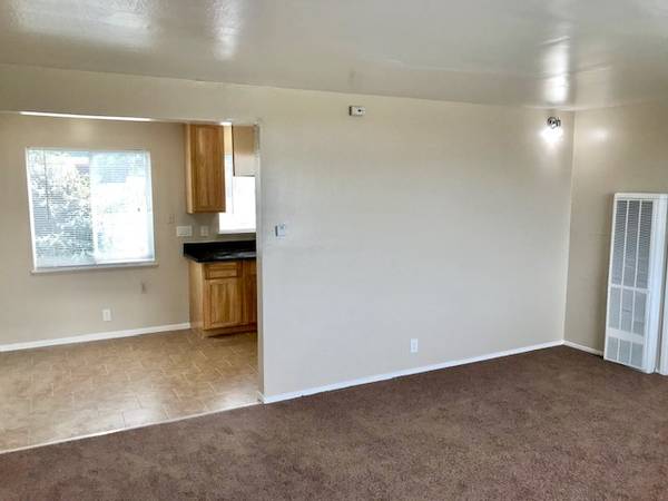 Others on Bayview Ave · El Cerrito photo 2