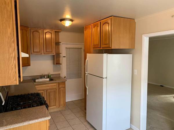 1BR/1BA Apartment on El Camino Real · Millbrae photo 4