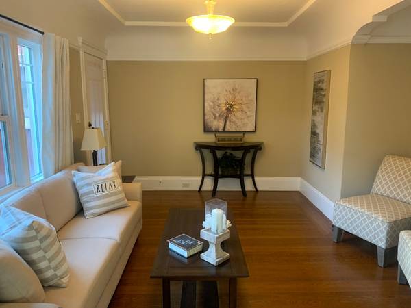 1BR/1BA Duplex on Burlingame Ave · Burlingame photo 3