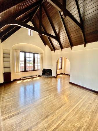 Apartments on 17th Street · Oakland photo 3