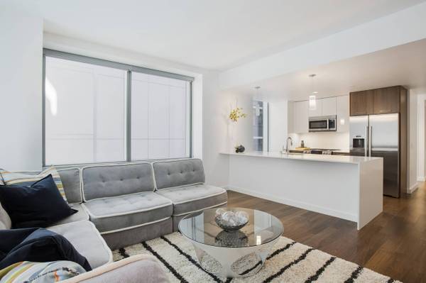 1BR/1BA Apartment on Fremont St · San Francisco photo 2