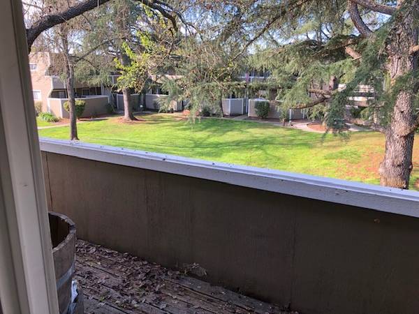 2BR/2BA Condo · Santa Rosa photo 3