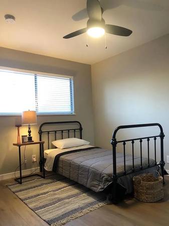 2BR/1BA Apartment on Fulton Street Unit D · Berkeley photo 5
