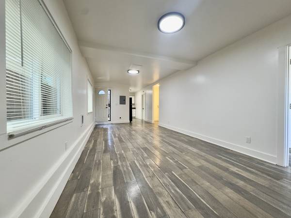 3BR/2BA Duplex on 30th Street · Oakland photo 4