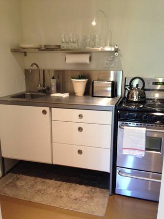1BR/1BA Apartment · Mill Valley photo 4