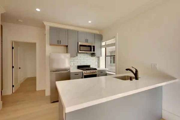 1BR/1BA Apartment on Taylor St · San Francisco photo 4