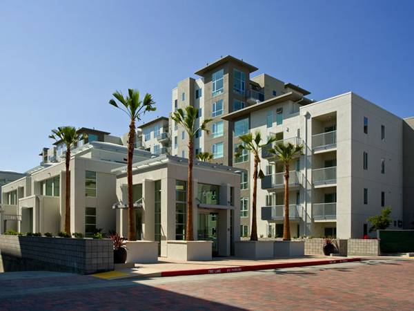 Apartments on Moreland Way · Santa Clara photo 2