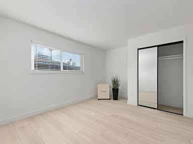 Apartments on W. Hamilton Ave · Campbell