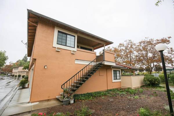Townhouses on Great Arbor Way · Union City photo 4