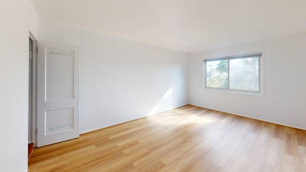 2BR/1BA Townhouse on Vidal Drive · San Francisco photo 4
