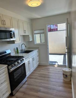 Fully Furnished - Beautiful Country Club Inlaw Unit - Foundation photo 3