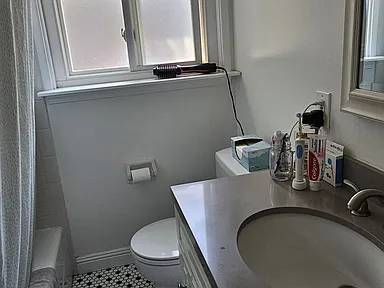 2BR/1BA Apartment on Encina Grande Dr · Palo Alto photo 3