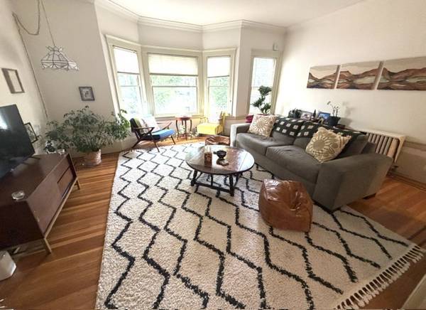 2BR/1BA Apartment on Palm Avenue · San Francisco photo 4