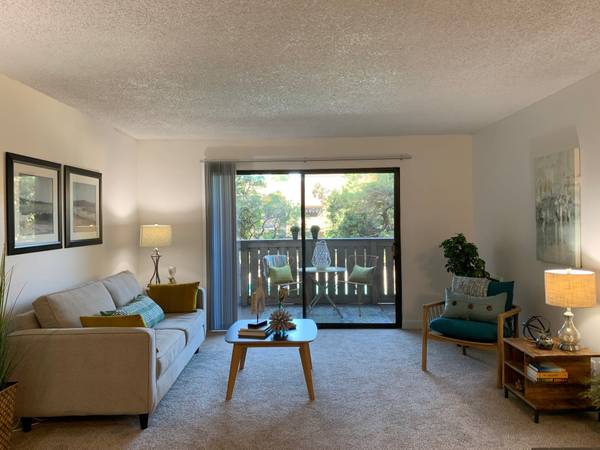 Apartments on Ballena Blvd · Alameda photo 3