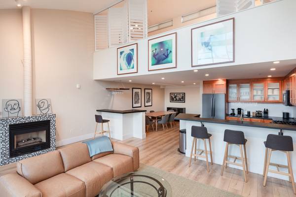 3BR/2BA Loft · San Francisco photo 2