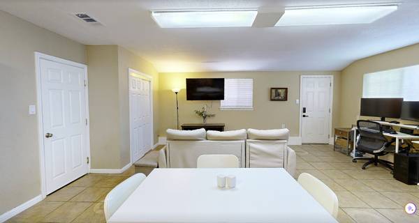 2BR/1BA In Law Adu · Fremont photo 2