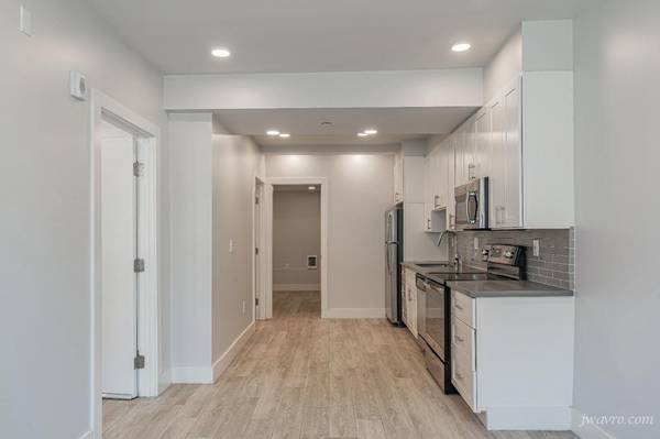 2BR/1BA Apartment · San Francisco photo 4