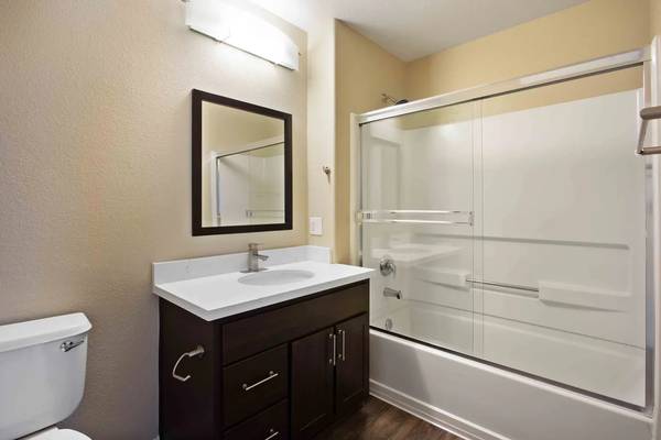 1BR/1BA Apartment on Kawana Springs Rd · Santa Rosa photo 4