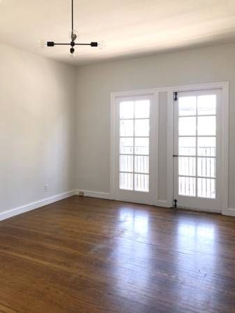 Apartments on S Claremont · San Mateo photo 4