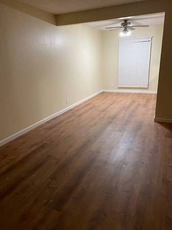 2BR/2BA Townhouse · Concord photo 4
