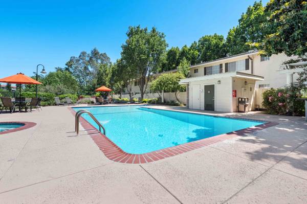 Apartments on Meridian Ave · San Jose photo 3