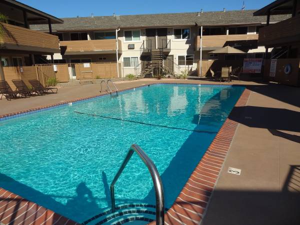 0BR/1BA Apartment on Jordan Avenue · Los Altos photo 5