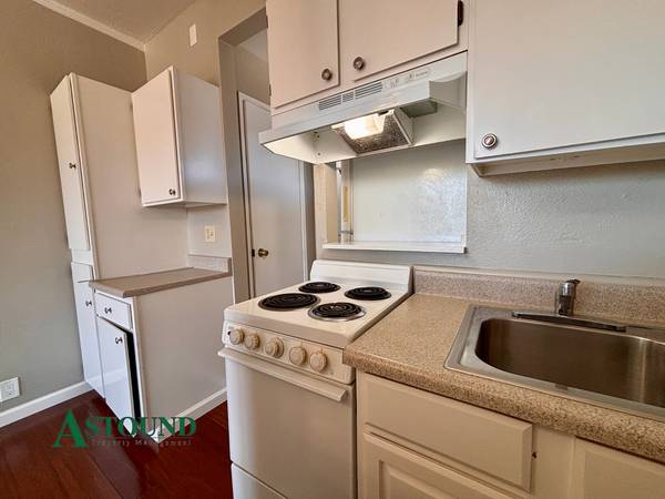 62 Oakes Blvd. #7 photo 3
