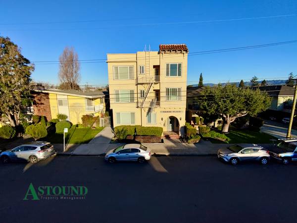 62 Oakes Blvd. #7