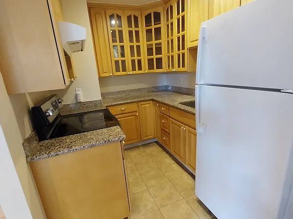 1BR/1BA Apartment · Santa Cruz photo 4