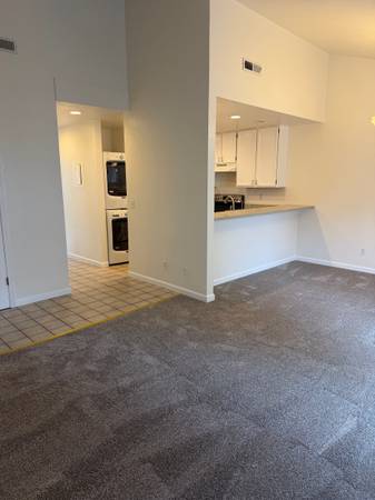 3BR/1BA Condo on Leotar Circle · Santa Cruz photo 3