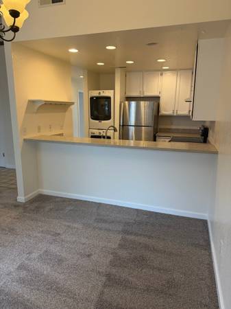 3BR/1BA Condo on Leotar Circle · Santa Cruz photo 4
