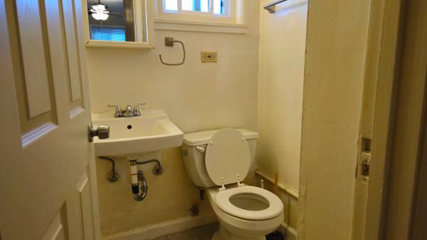 1BR/1BA Other on Alberts Ave · Pittsburg photo 5