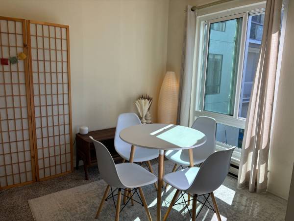 1BR/1BA Condo on Captain Drive · Emeryville photo 3