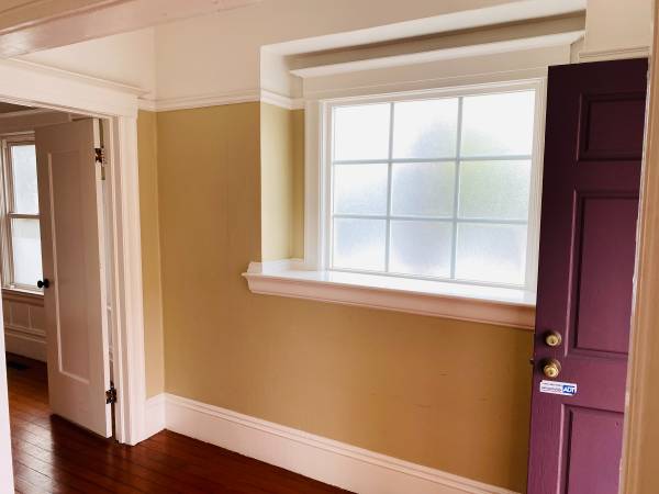 2BR/1BA Duplex · Oakland photo 5