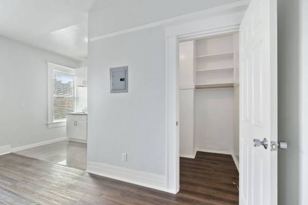 0BR/1BA Apartment on Larkin · San Francisco photo 2
