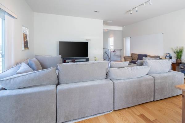 4BR/4BA Single Family House on Potrero Ave · San Francisco photo 3