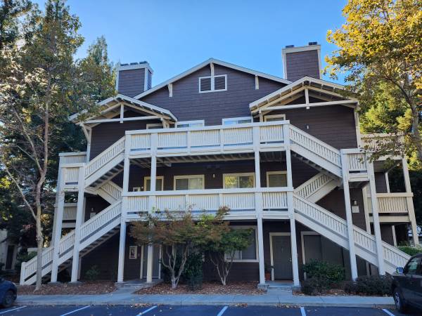 Apartments on Parkwood Circle · Dublin photo 2