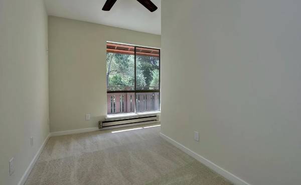 2BR/1BA Condo · Fremont photo 5