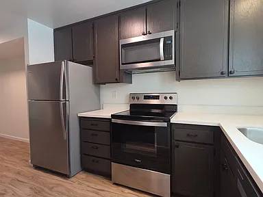 2BR/1BA Single Family House on Knolls Dr · Santa Rosa photo 3