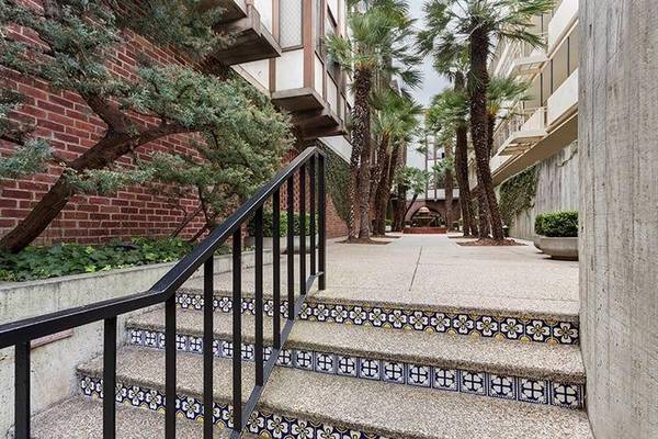 1BR/1BA Apartment on Dolores Street · San Francisco photo 5